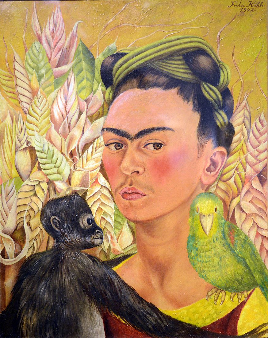 05 Autoretrato con mono y loro Self Portrait with Monkey and Parrot Painting By Frida Khalo MALBA Buenos Aires